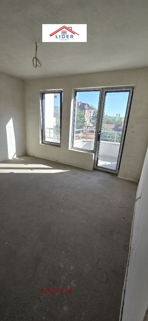 En venta  Casita Pleven , Shirok tsentar , 154 metros cuadrados | 29211527 - imagen [6]