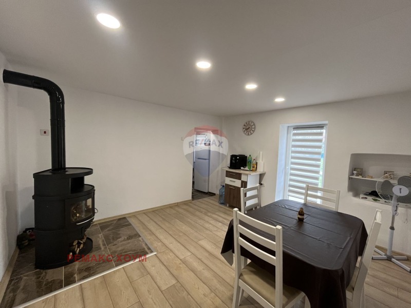 Продава КЪЩА, с. Соколово, област Добрич, снимка 6 - Къщи - 53490715