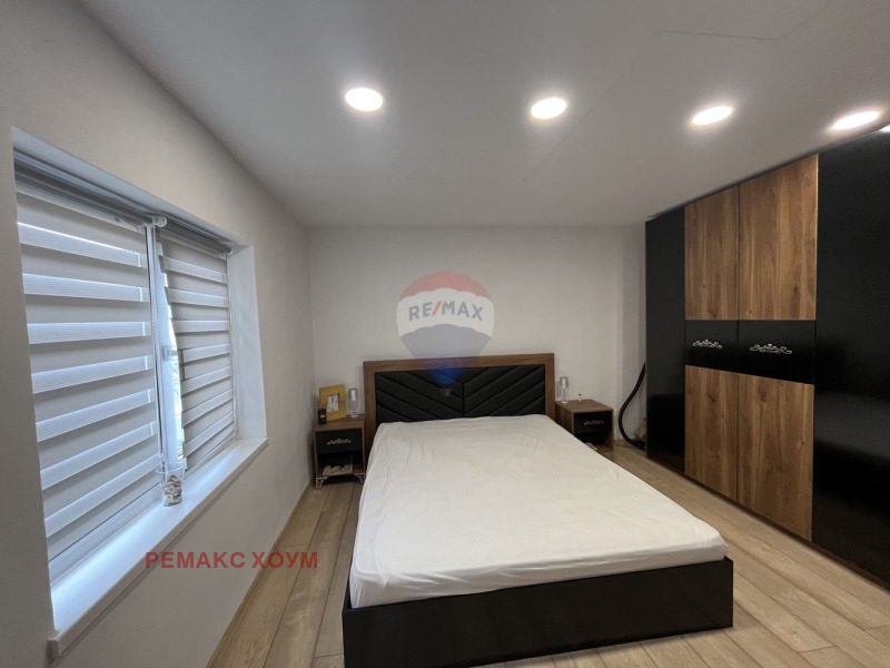 Продава КЪЩА, с. Соколово, област Добрич, снимка 10 - Къщи - 53490715