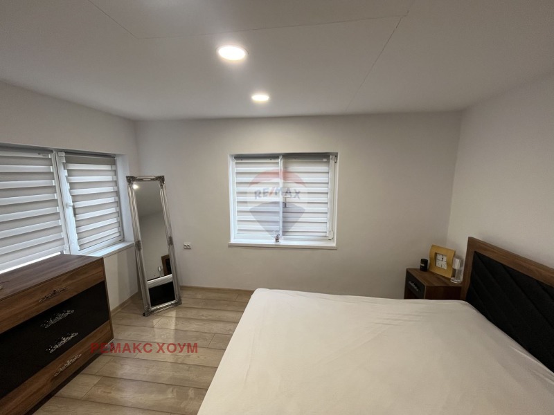 Продава КЪЩА, с. Соколово, област Добрич, снимка 11 - Къщи - 53490715