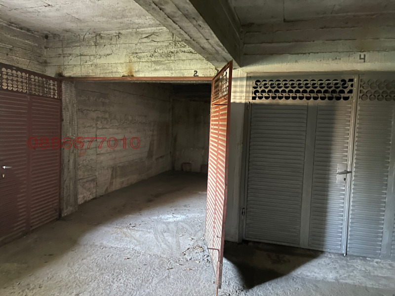 Продава ГАРАЖ, ПАРКОМЯСТО, гр. Габрово, Център, снимка 2 - Гаражи и паркоместа - 52781728