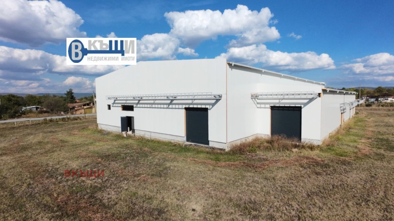 Продава БИЗНЕС ИМОТ, с. Козаревец, област Велико Търново