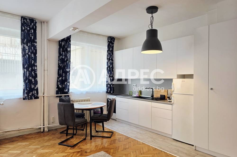 Продава 1-СТАЕН, гр. София, Център, снимка 2 - Апартаменти - 56516075