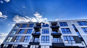 Продава 2-стаен град Пловдив Остромила - [1] 