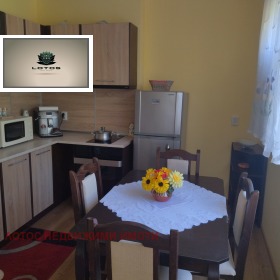 Продава 3-стаен