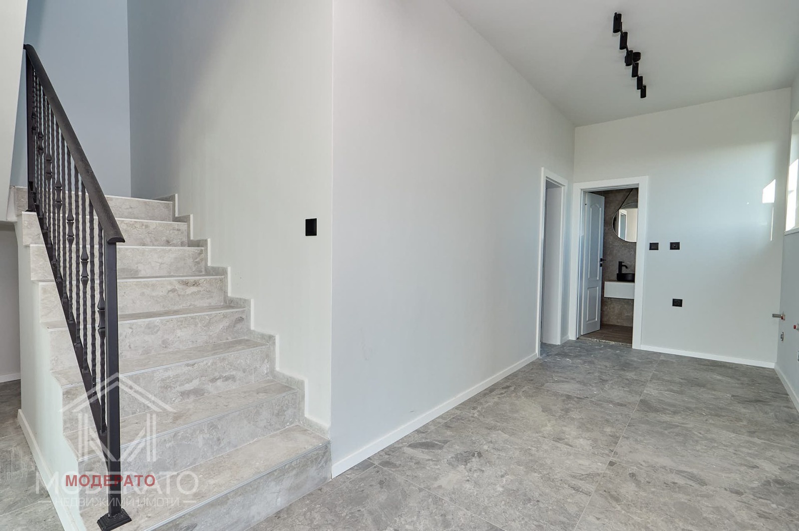 Продава КЪЩА, гр. Ахелой, област Бургас, снимка 16 - Къщи - 56169020