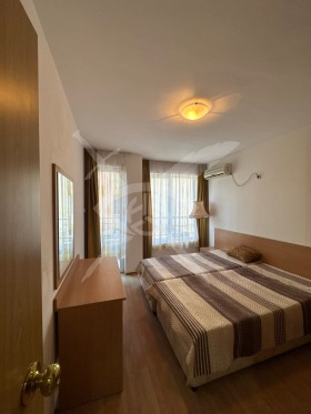 1 chambre k.k. Slantchev bryag, région Bourgas