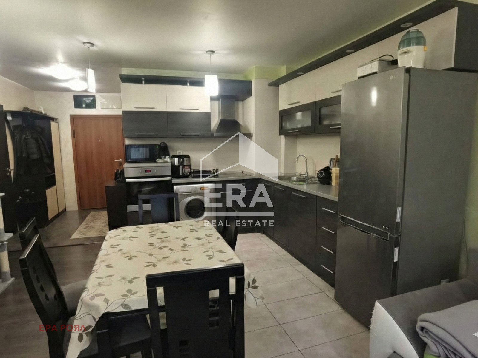 Продава 3-СТАЕН, гр. Русе, Център, снимка 3 - Апартаменти - 53504134