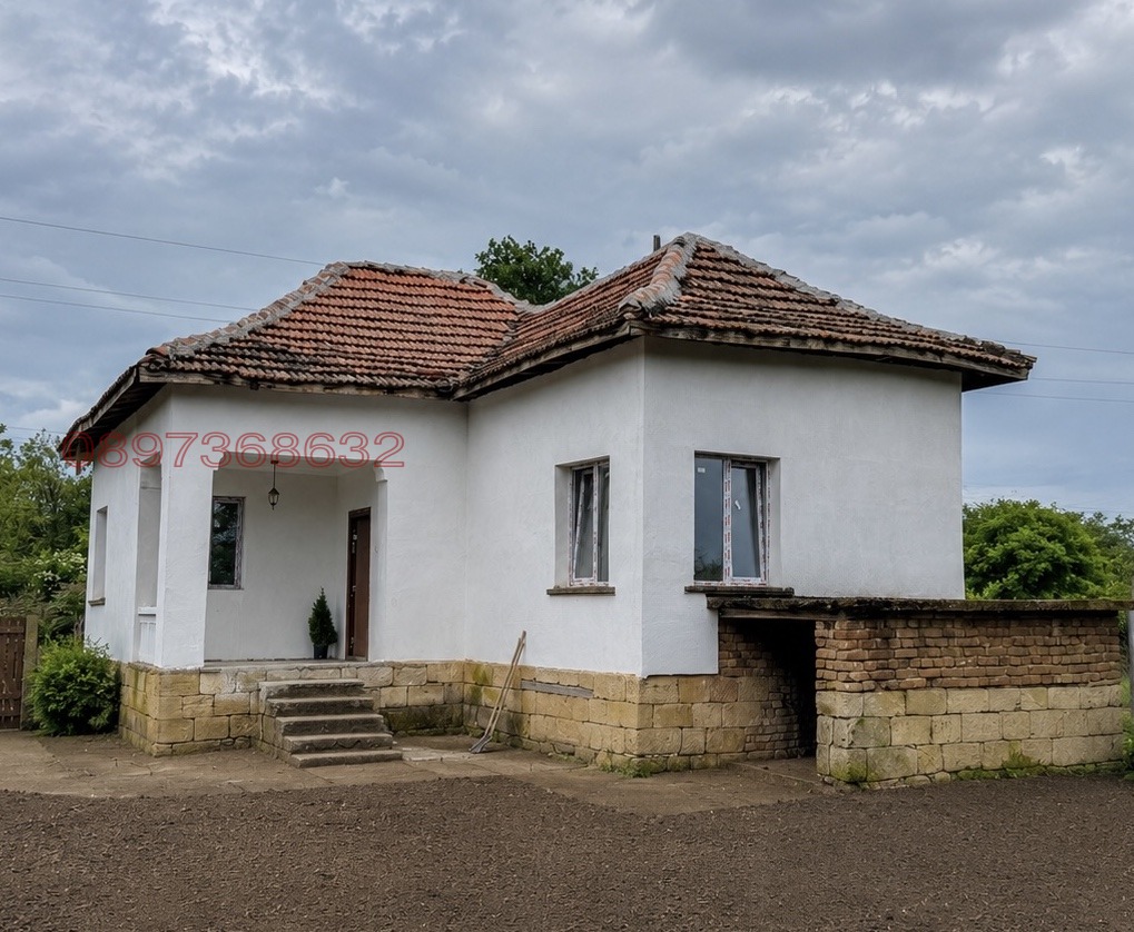 Продава КЪЩА, с. Софрониево, област Враца, снимка 3 - Къщи - 54674701