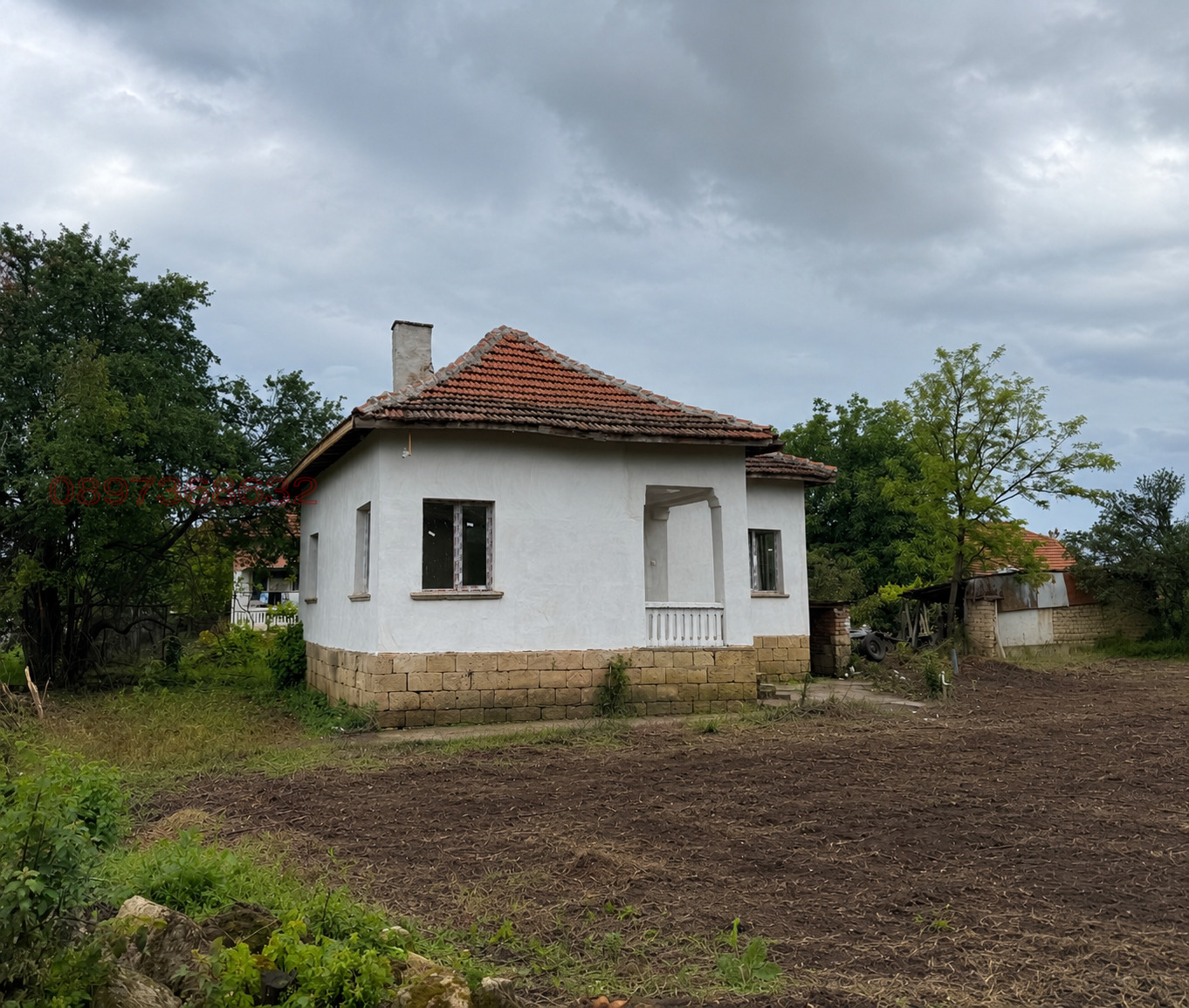 Продава КЪЩА, с. Софрониево, област Враца