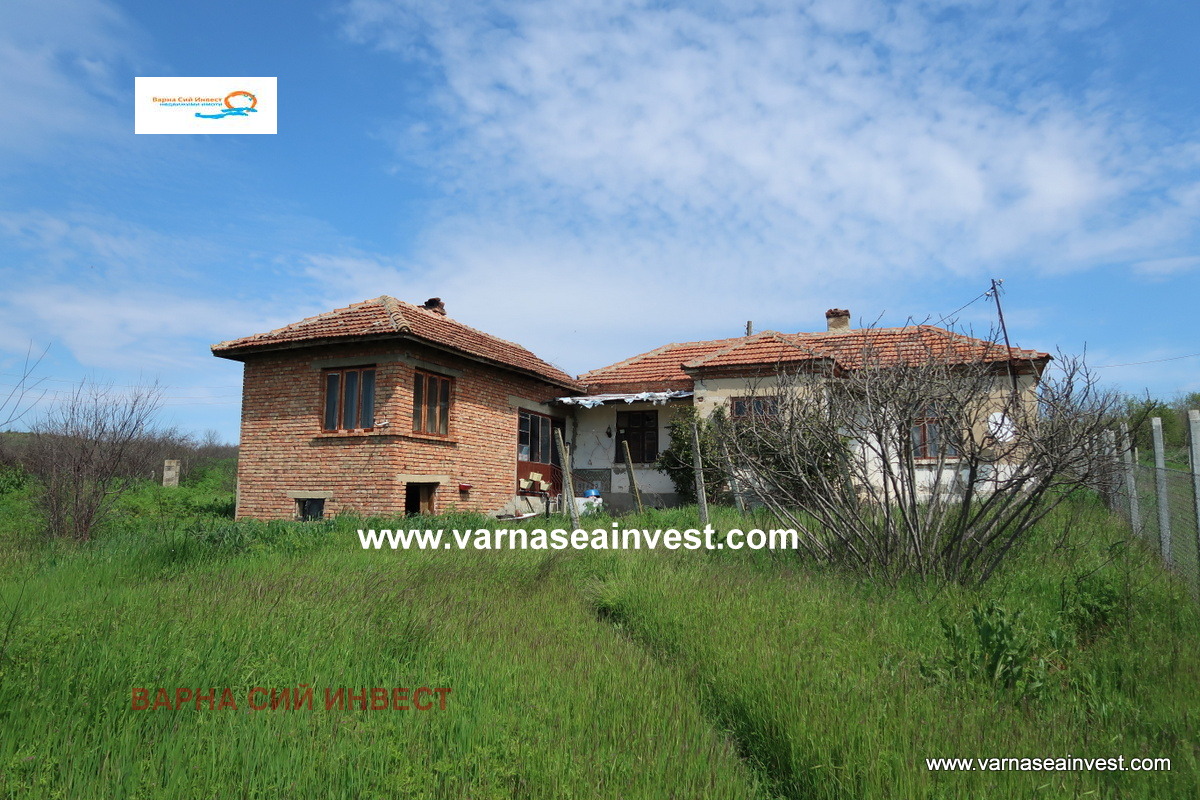 Продава КЪЩА, с. Дъбравино, област Варна, снимка 2 - Къщи - 54898364