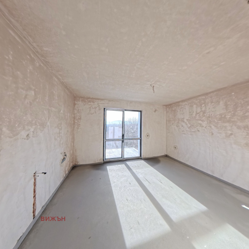 Продава 4-СТАЕН, гр. Перник, Изток, снимка 5 - Апартаменти - 52723226