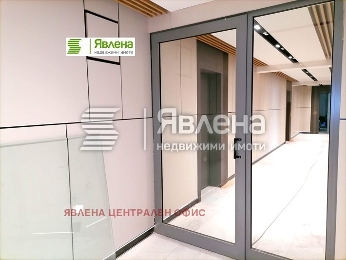 In vendita  Ufficio Sofia , Manastirski livadi , 110 mq | 25749557