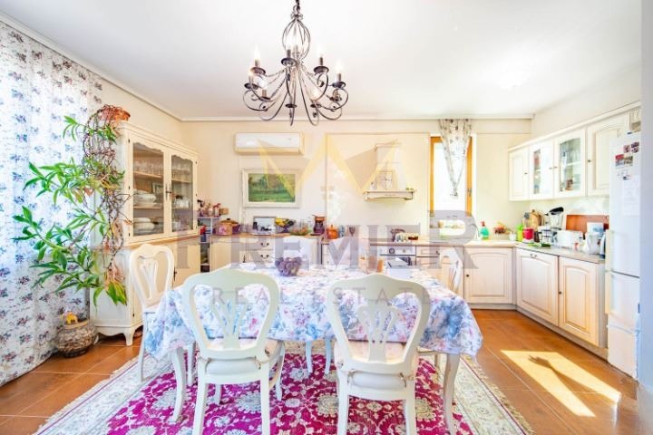 Продава КЪЩА, гр. Варна, м-т Перчемлията, снимка 6 - Къщи - 55816982