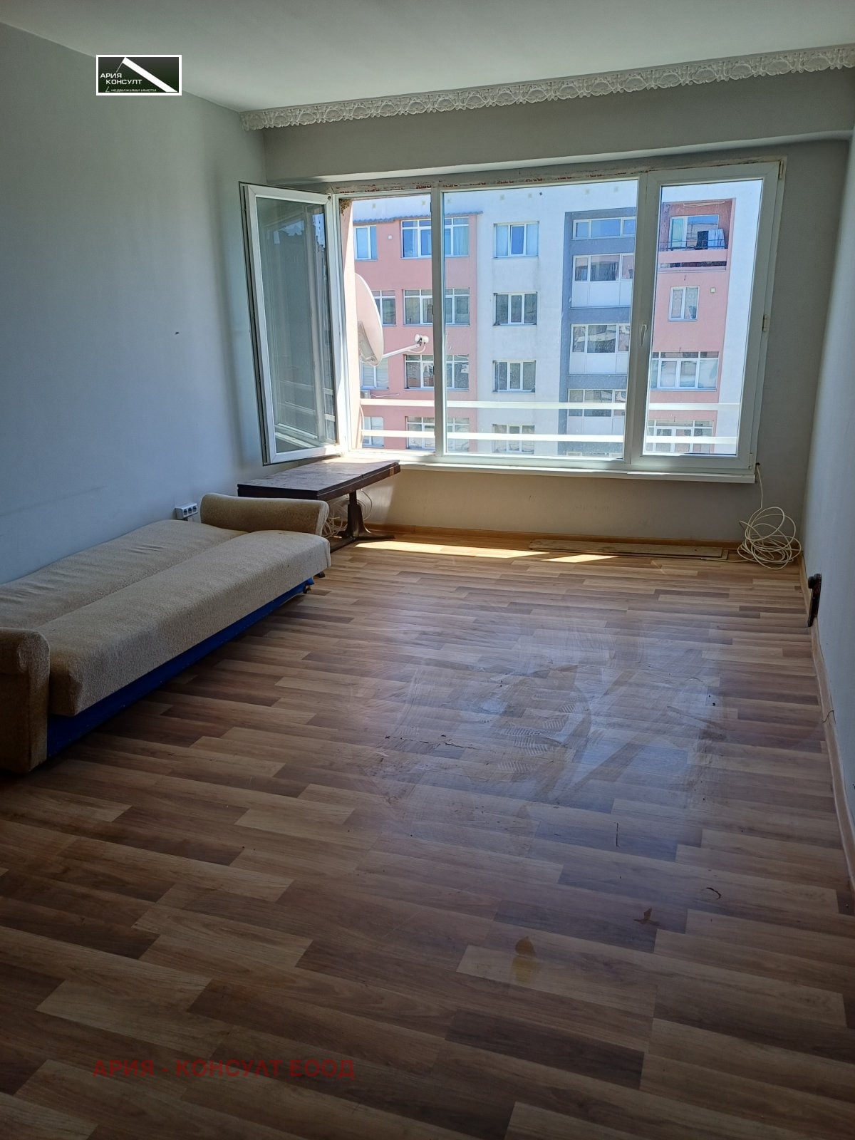 Продава 2-СТАЕН, гр. Радомир, област Перник, снимка 2 - Апартаменти - 54287934