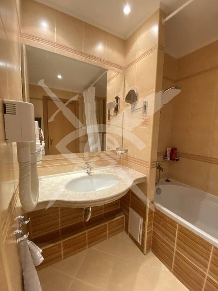 На продаж  1 спальня область Бургас , к.к. Слънчев бряг , 77 кв.м | 88409092 - зображення [2]