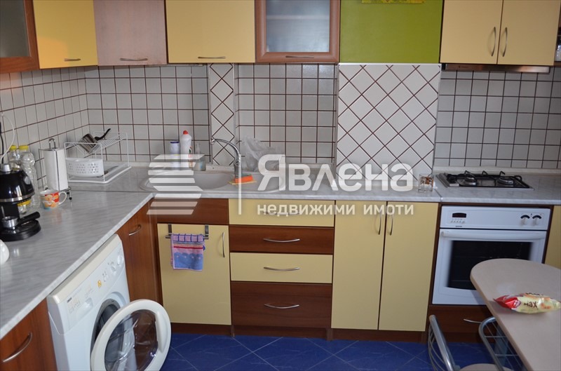 Продава 3-СТАЕН, гр. Пловдив, Тракия, снимка 3 - Aпартаменти - 48288802