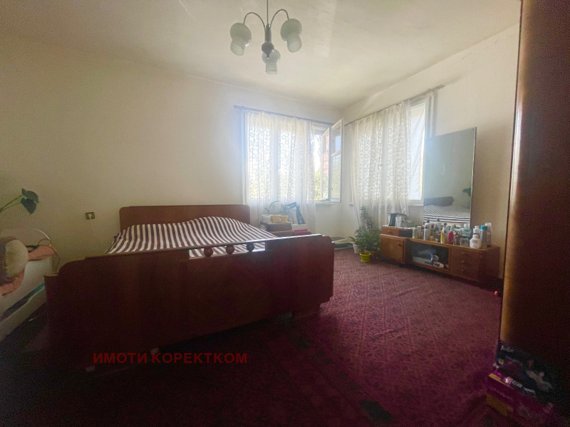 Продава  3-стаен град София , Борово , 140 кв.м | 58013633 - изображение [4]