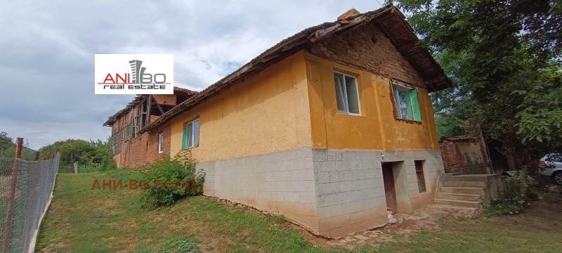 Till salu  Hus region Sofia , Tjavdar , 65 kvm | 42345960 - bild [2]
