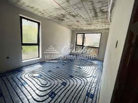 2 chambres Voenno outchilichte, Choumen