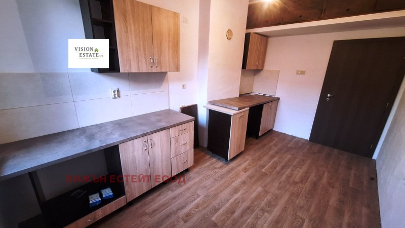 Продава 2-СТАЕН, гр. София, Редута