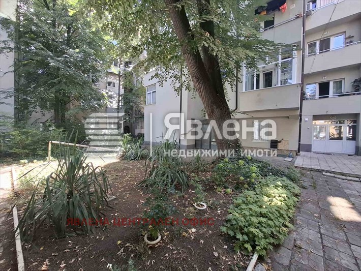 Продава 2-СТАЕН, гр. София, Център, снимка 7 - Апартаменти - 56302653
