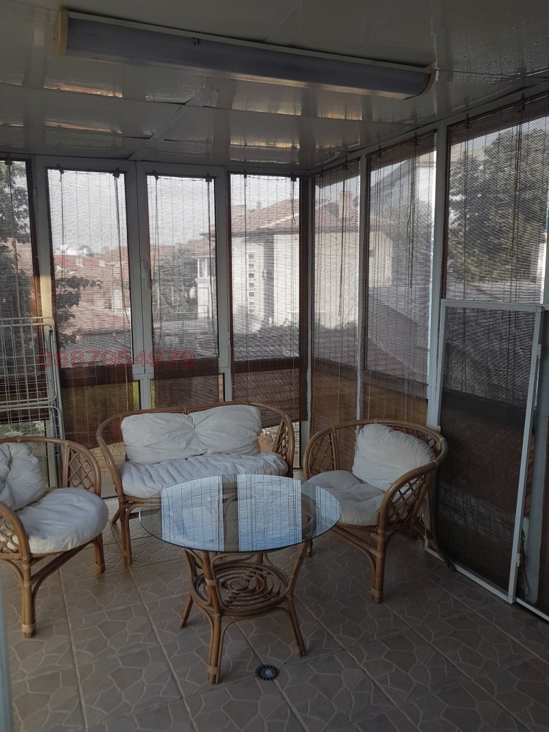 Продава ЕТАЖ ОТ КЪЩА, гр. Силистра, Център, снимка 7 - Етаж от къща - 52784423