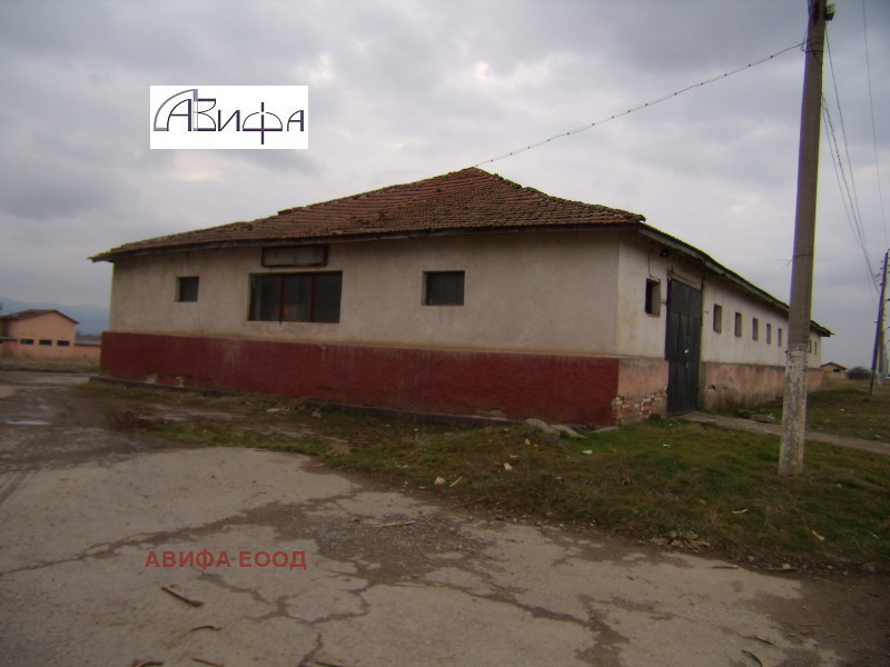In vendita  Magazzinaggio regione Sofia , Petkovo , 560 mq | 69406933 - Immagine [4]