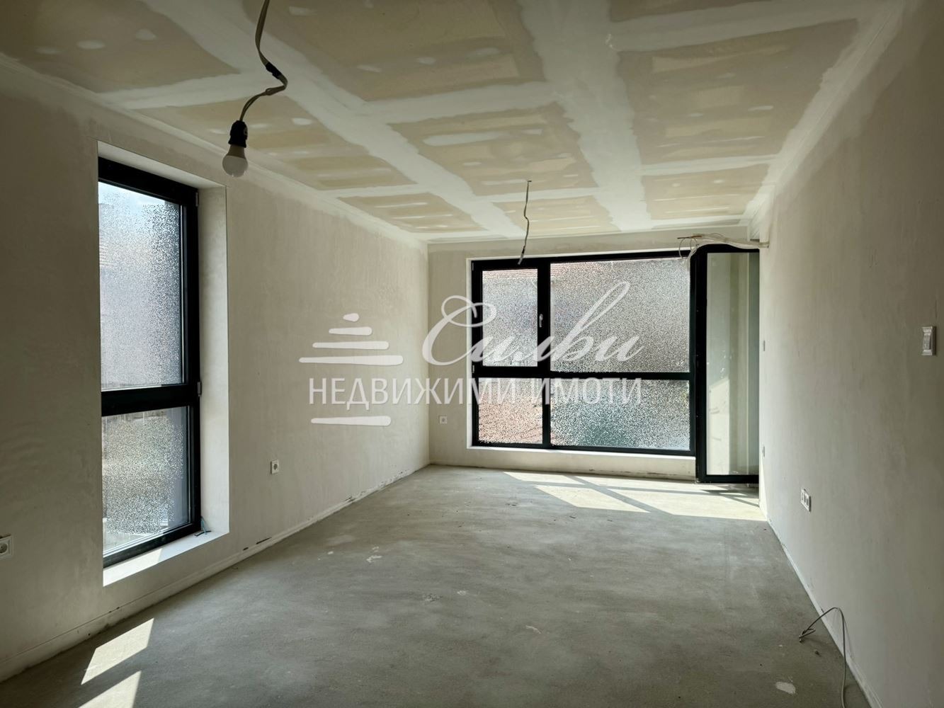 Продава 3-СТАЕН, гр. Шумен, Военно училище