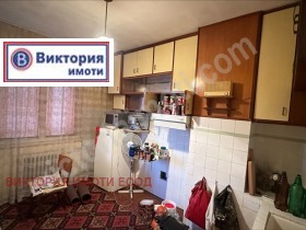 Продажба на тристайни апартаменти в град Велико Търново — страница 6 - изображение 10 