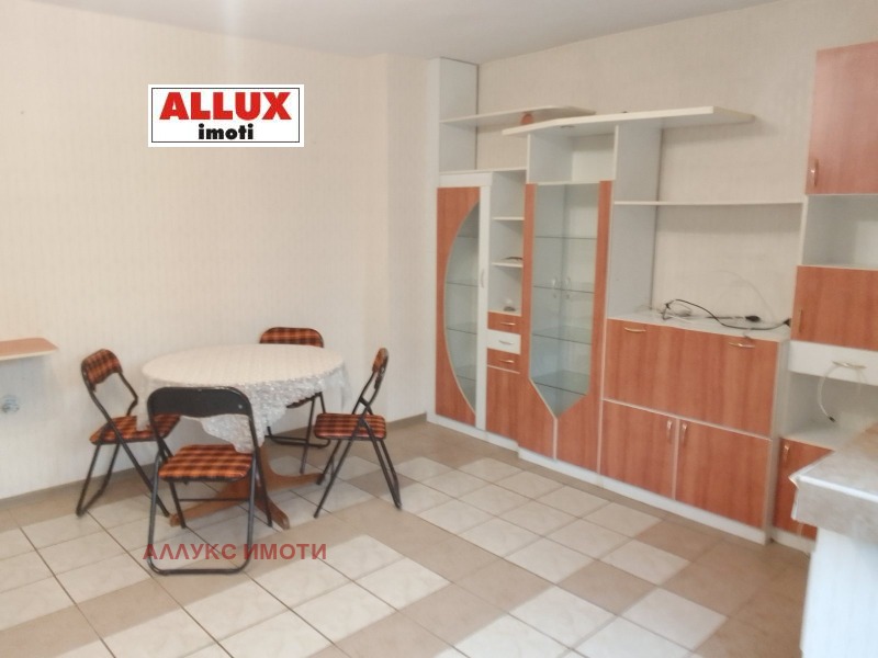 Продава 3-СТАЕН, гр. Русе, Възраждане, снимка 8 - Апартаменти - 53357263