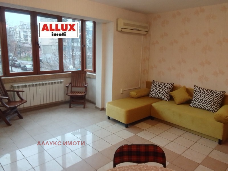 Продава 3-СТАЕН, гр. Русе, Възраждане