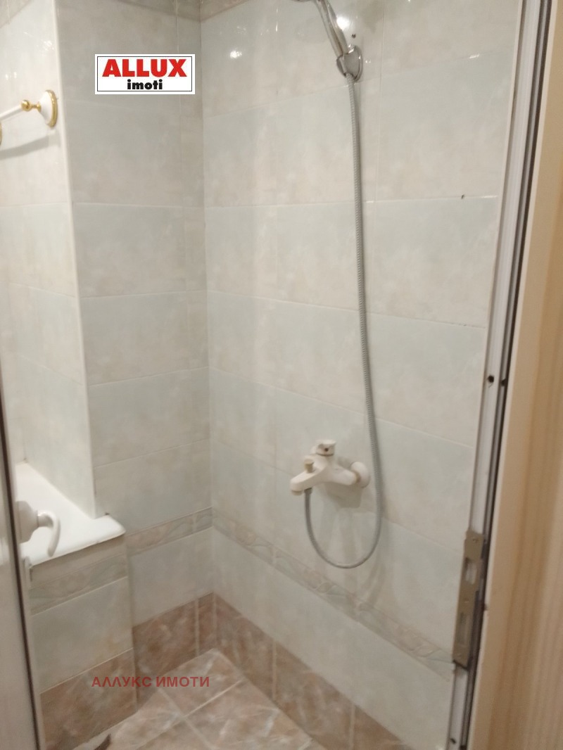 Продава 3-СТАЕН, гр. Русе, Възраждане, снимка 16 - Апартаменти - 53357263