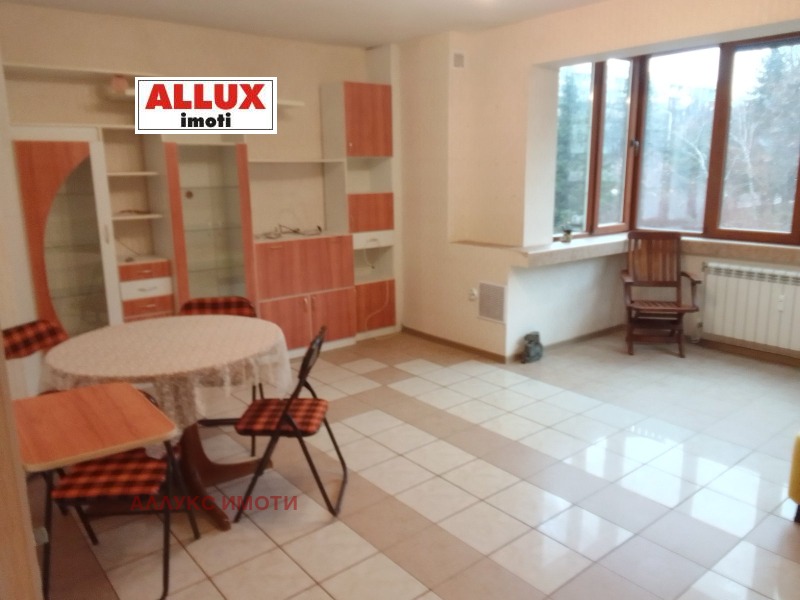 Продава 3-СТАЕН, гр. Русе, Възраждане, снимка 5 - Апартаменти - 53357263