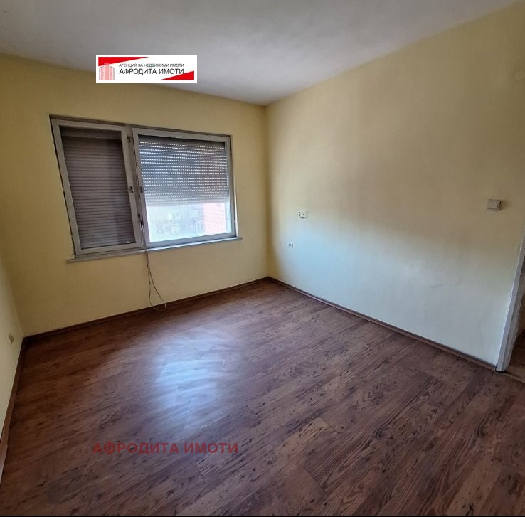 Продава 3-СТАЕН, гр. Стара Загора, Център, снимка 5 - Апартаменти - 54080490