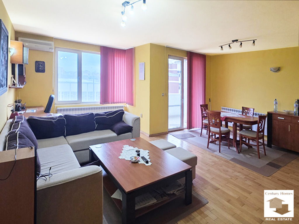 Продава 3-СТАЕН, гр. Велико Търново, Колю Фичето, снимка 3 - Апартаменти - 53914702