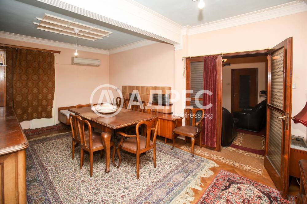 Продава 3-СТАЕН, гр. София, Банишора