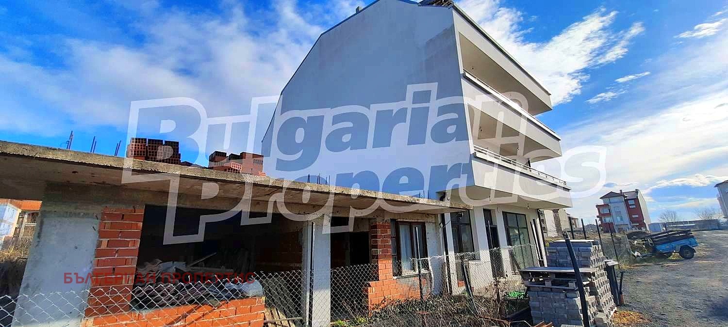 Продава КЪЩА, гр. Приморско, област Бургас, снимка 2 - Къщи - 51803119
