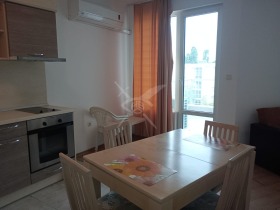 Stüdyo k.k. Slançev bryag, bölge Burgaz 4