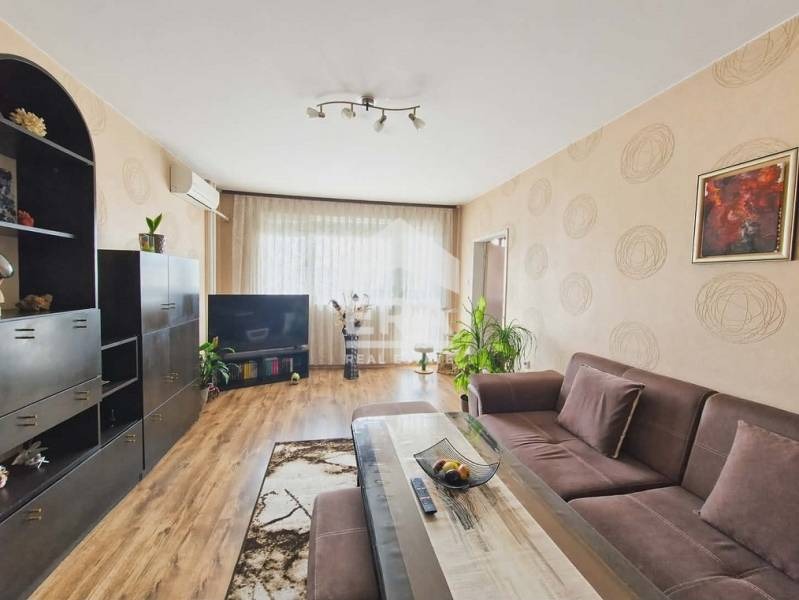 Продава 3-СТАЕН, гр. София, Красна поляна 1