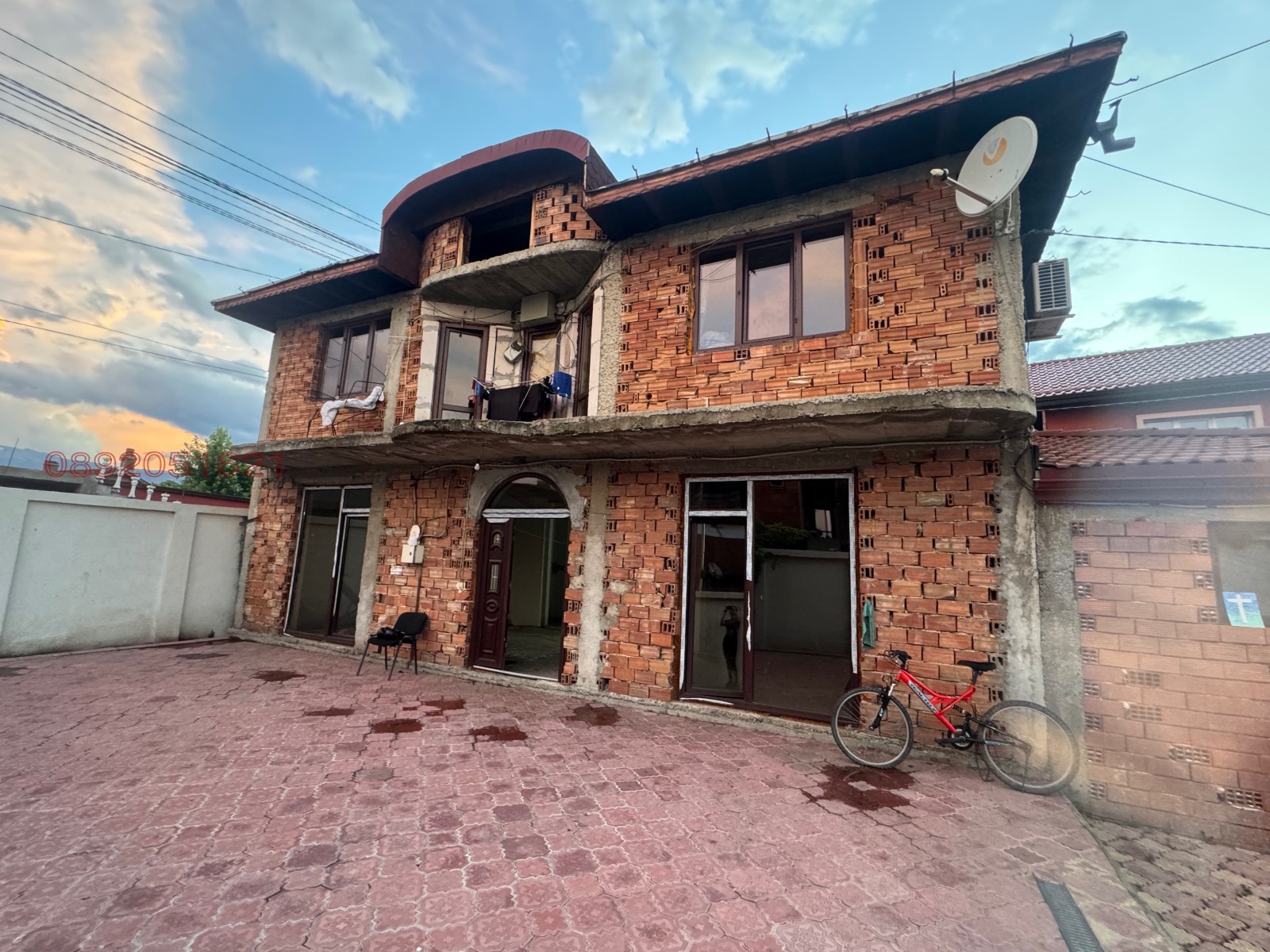 Продава КЪЩА, гр. София, Христо Ботев, снимка 2 - Къщи - 55931191