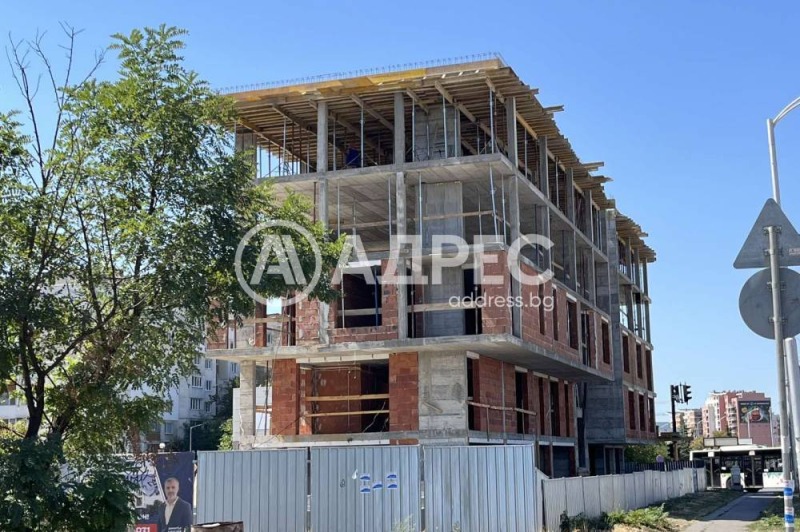 Te koop  3+ slaapkamer Sofia , Levski V , 174 m² | 37435249 - afbeelding [2]