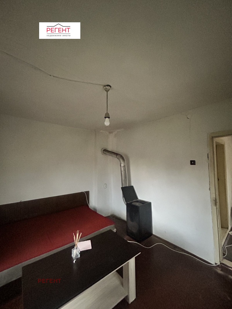 Продава КЪЩА, с. Горан, област Ловеч, снимка 3 - Къщи - 53561914