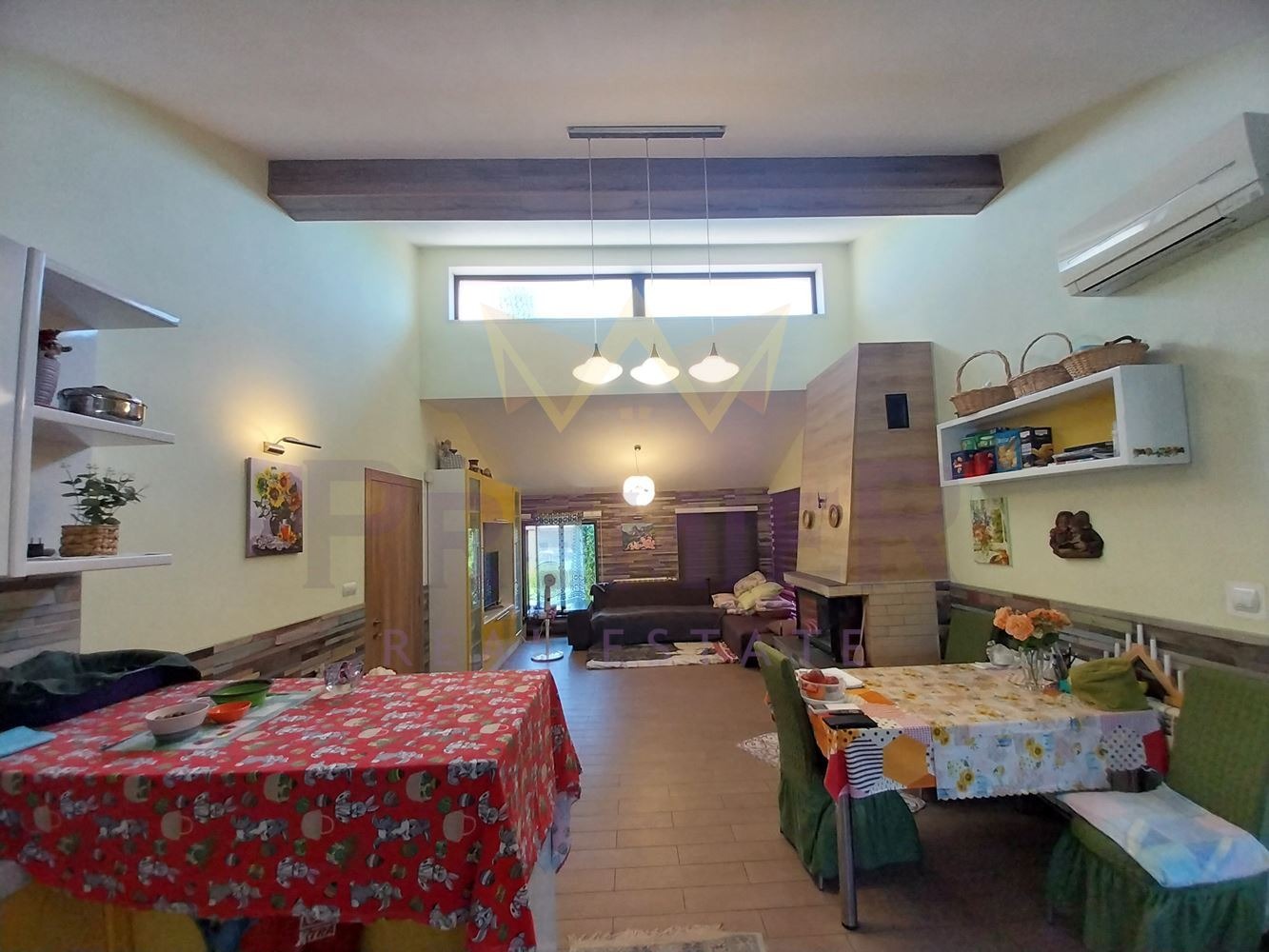 Продава КЪЩА, с. Близнаци, област Варна