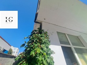 In vendita Negozio