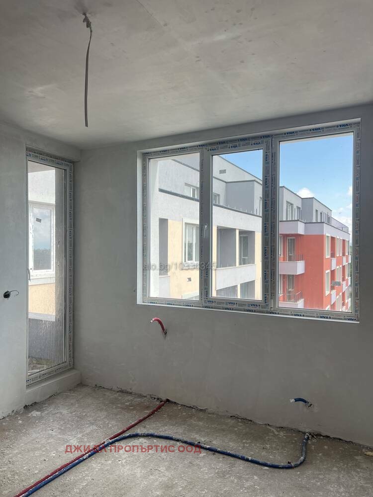 Myytävänä  2 makuuhuonetta Sofia , Ovtša kupel 2 , 95 neliömetriä | 89940161
