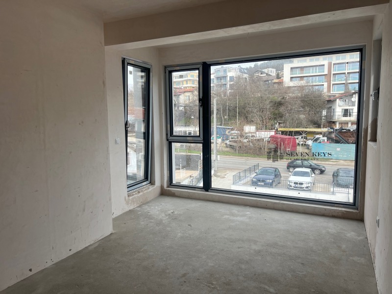 Продава 3-СТАЕН, гр. Варна, Бриз, снимка 2 - Апартаменти - 53559908