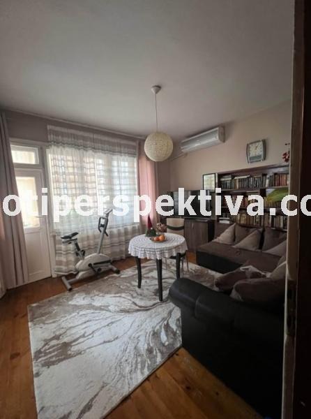 Til salgs  Husetasje Plovdiv , Tsentar , 200 kvm | 52046390 - bilde [2]
