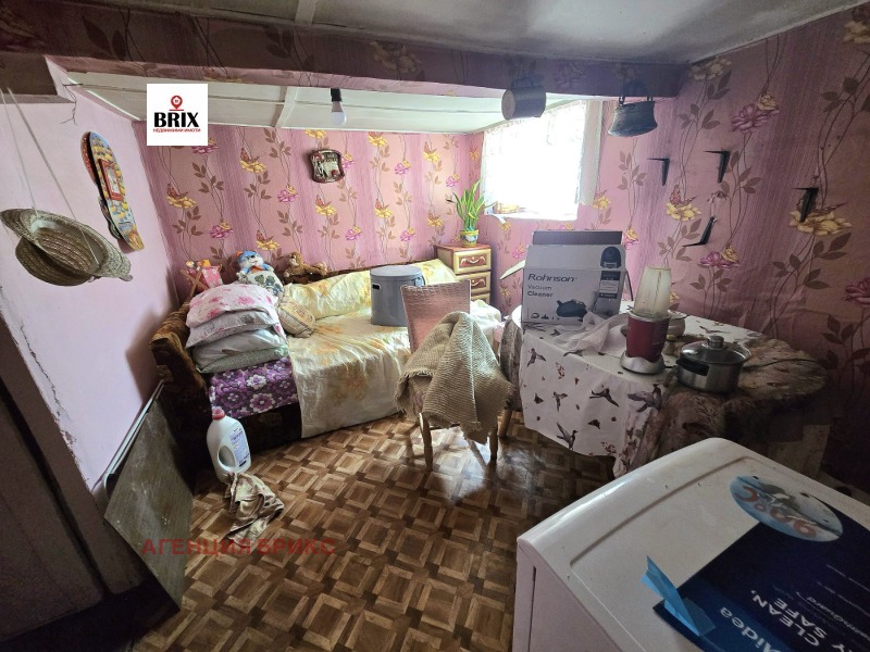 Na prodej  Dům Ruse , Družba 2 , 54 m2 | 54870656 - obraz [12]