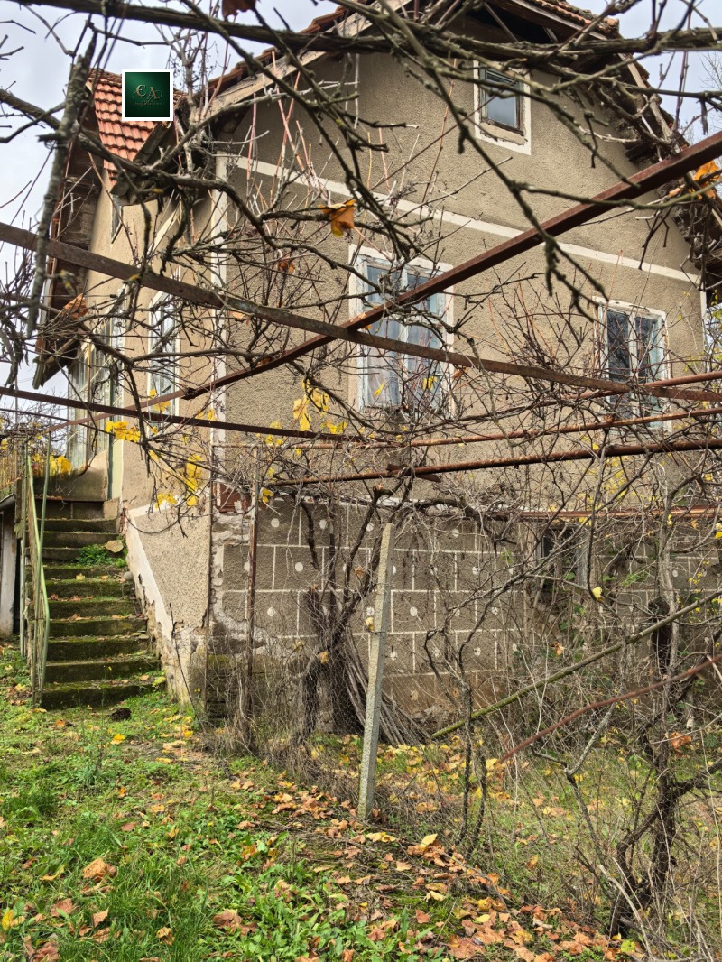 Продава КЪЩА, с. Четирци, област Кюстендил, снимка 2 - Къщи - 53424991